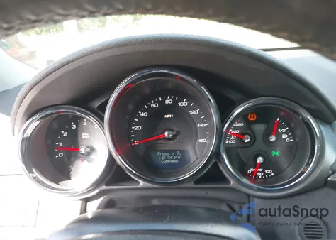 2010 Cadillac Cts Standard z USA, uszkodzony, nr VIN 1G6DA5EG3A0131798